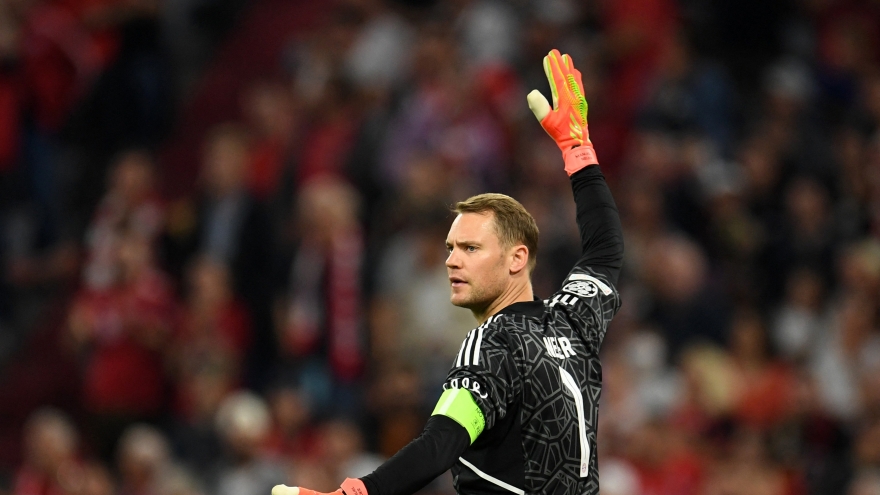 Neuer và Bayern tạm hoãn đàm phán gia hạn hợp đồng