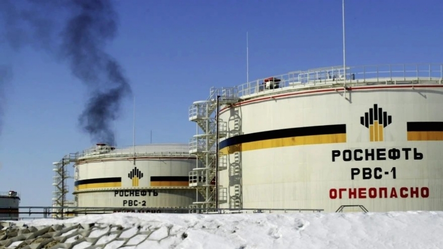 Mỹ cân nhắc dỡ bỏ thêm lệnh trừng phạt đối với dầu Nga