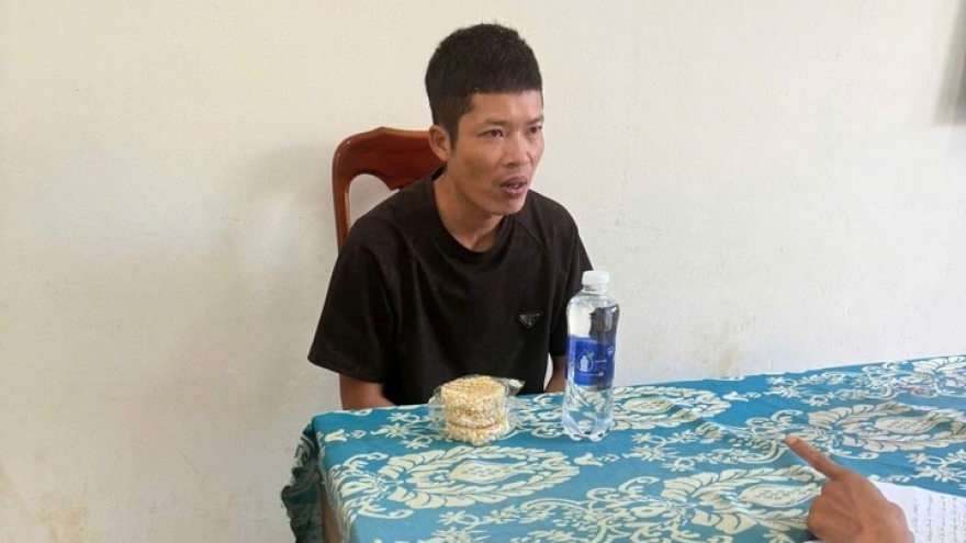 Bắt kẻ đâm chết bạn nhậu rồi vào rừng lẩn trốn