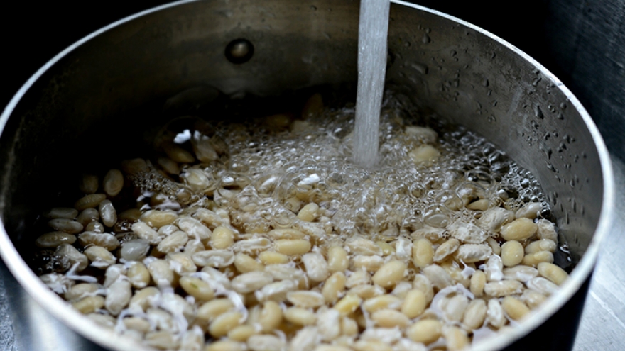 Ngâm ngũ cốc trước khi nấu: Bí quyết đơn giản giúp tăng gấp đôi giá trị dinh dưỡng