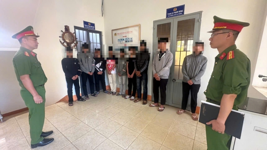 15 học sinh cấp 2 hẹn đánh nhau vì mâu thuẫn trên TikTok