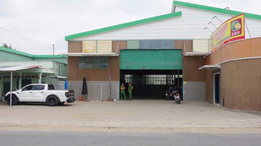 Rượt đuổi, hành hung người mua sầu riêng vì tưởng quỵt tiền