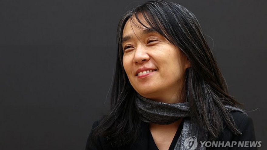 Han Kang - văn sỹ Hàn Quốc giành giải Nobel được NBCC Mỹ vinh danh