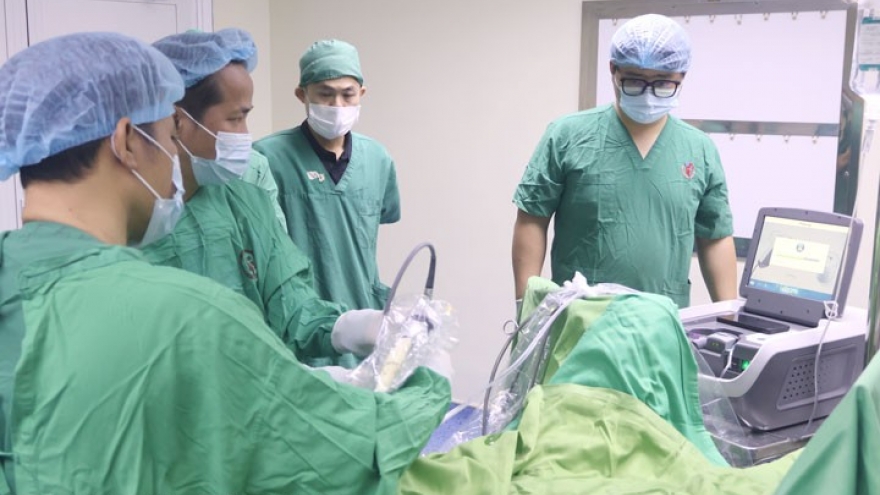 Ứng dụng công nghệ nhiệt hơi nước điều trị tuyến tiền liệt đầu tiên tại Quảng Ninh