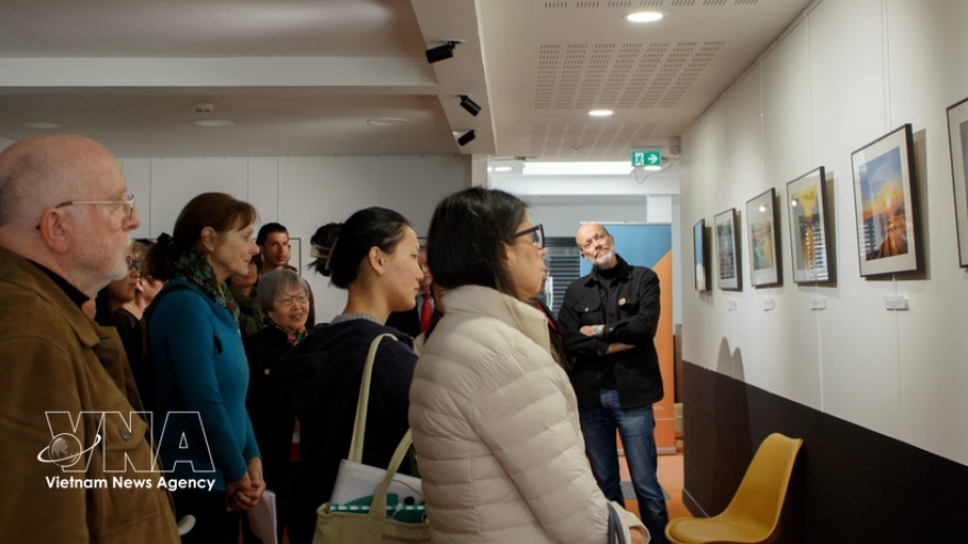 Photo exhibition highlights Vietnam’s land and people in France