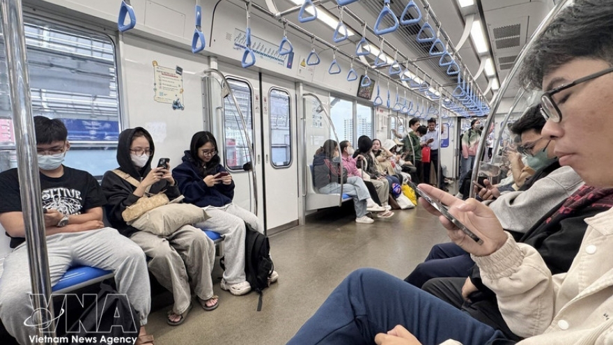 Public transport demand surges in Ho Chi Minh City amid fuel price fluctuations