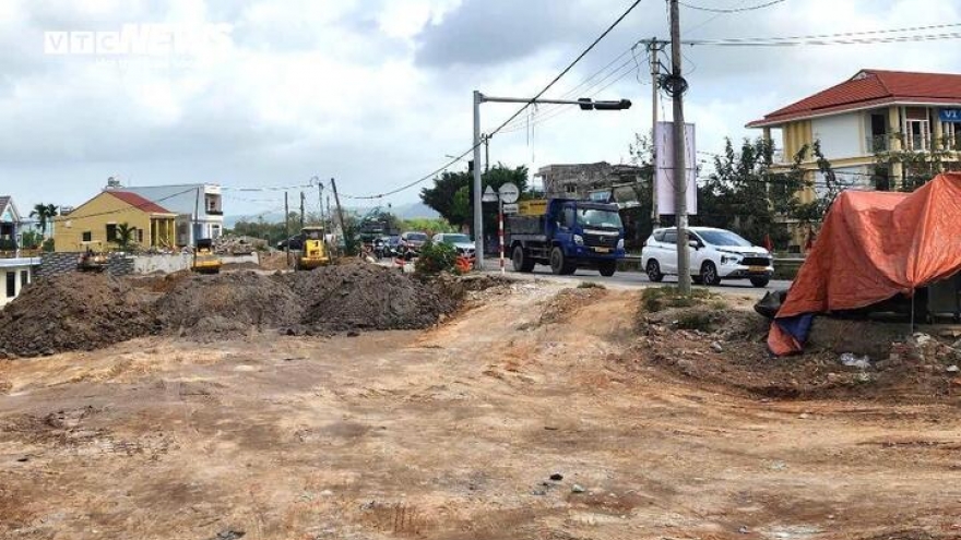 Dự án gần 1.000 tỷ thi công 'rùa bò', nhà thầu đứng trước nguy cơ bị 'trảm'