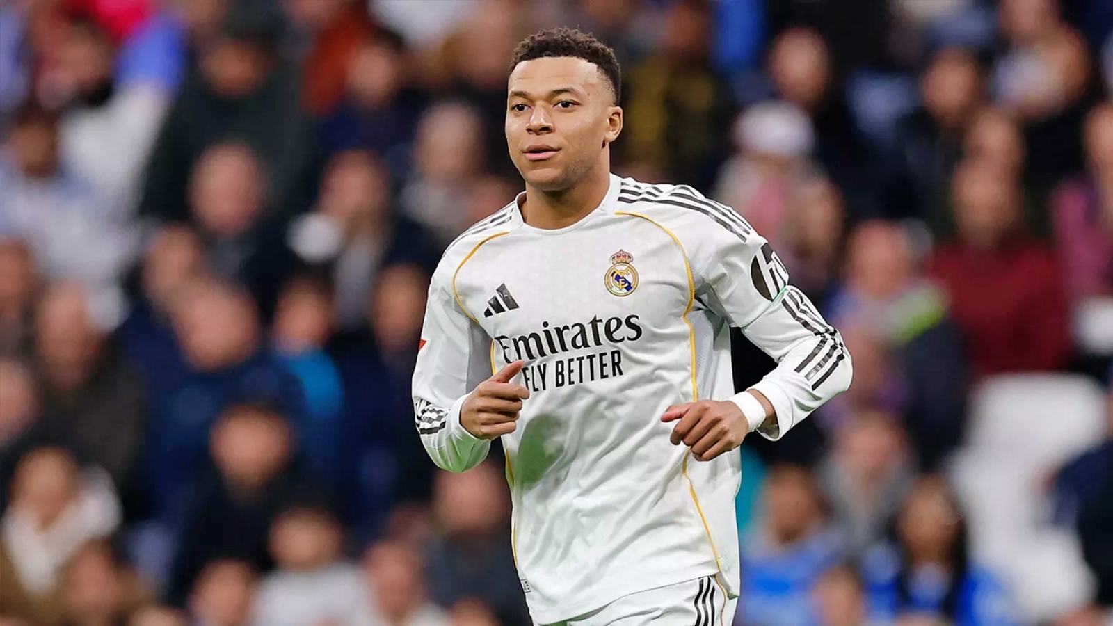 Real Madrid nhận tin dữ trước đại chiến với Man City