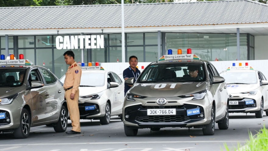 Hà Nội làm gì để giải bài toán quá tải sát hạch lái xe?