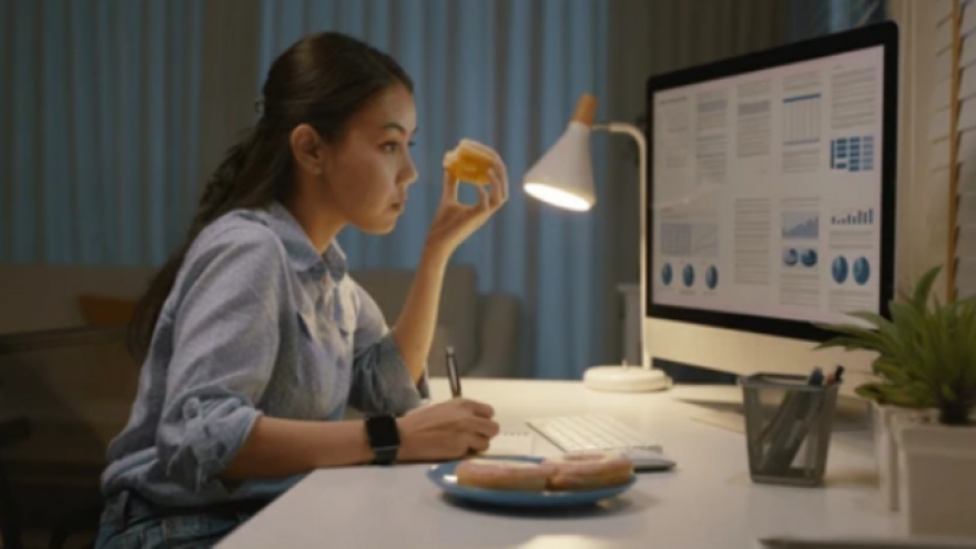 Sau 19h, đừng làm 6 điều này nếu không muốn hại tim mạch