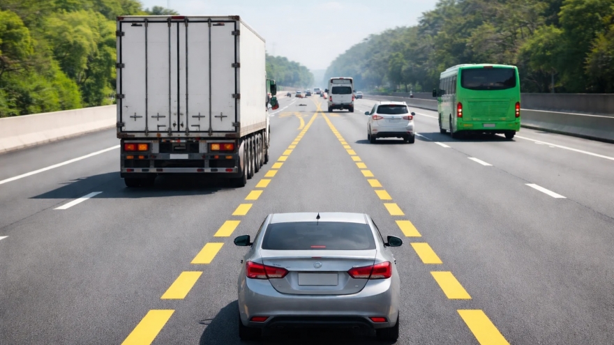 Vì sao liên tiếp xảy ra va chạm liên hoàn trên cao tốc?