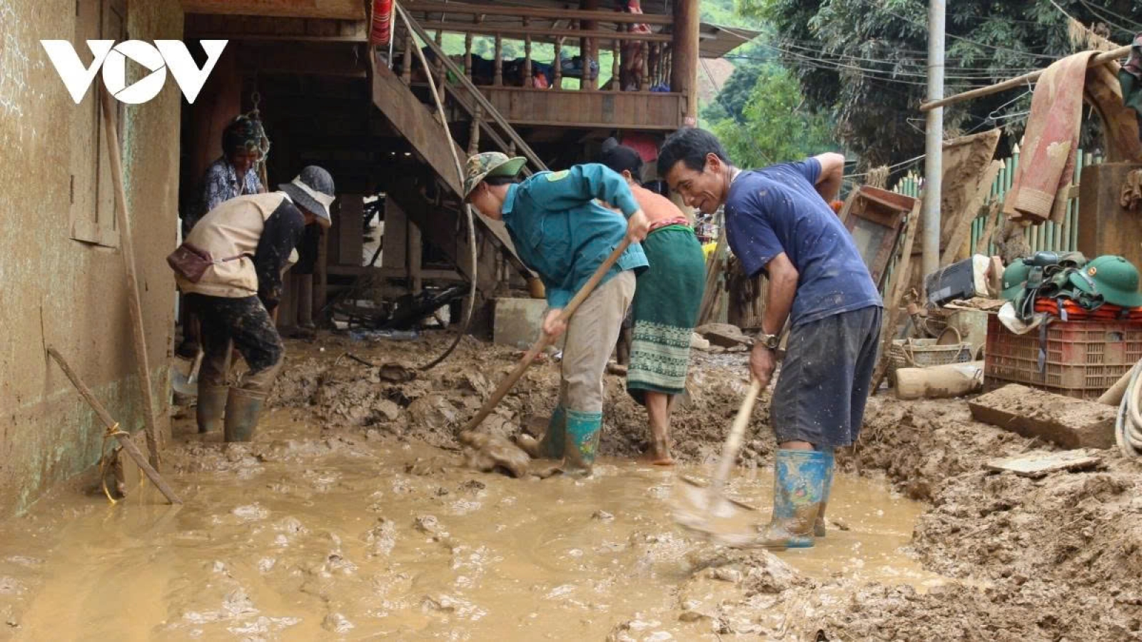 Hành trình 9 giờ vào tâm lũ - Những ký ức không thể nào quên