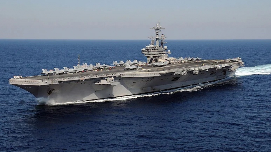Mỹ tính điều tàu sân bay USS George H.W. Bush tới Trung Đông
