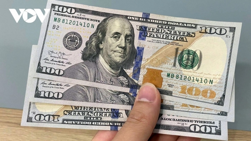 Căng thẳng địa chính trị và giá năng lượng tăng gây áp lực lên tỷ giá USD/VND