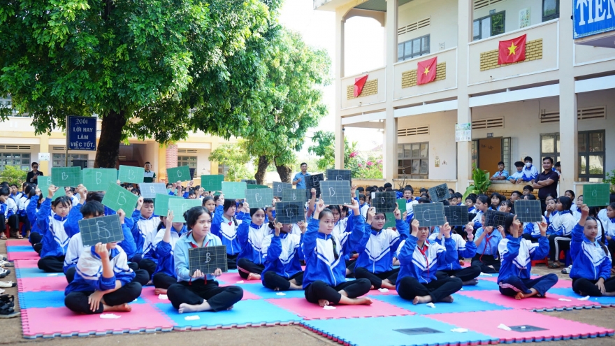 "Tháng Ba biên giới” lan tỏa lòng yêu nước với học sinh vùng biên Gia Lai