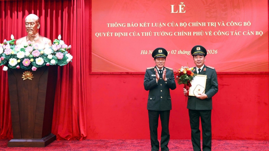 Thượng tướng Trần Quốc Tỏ nghỉ công tác