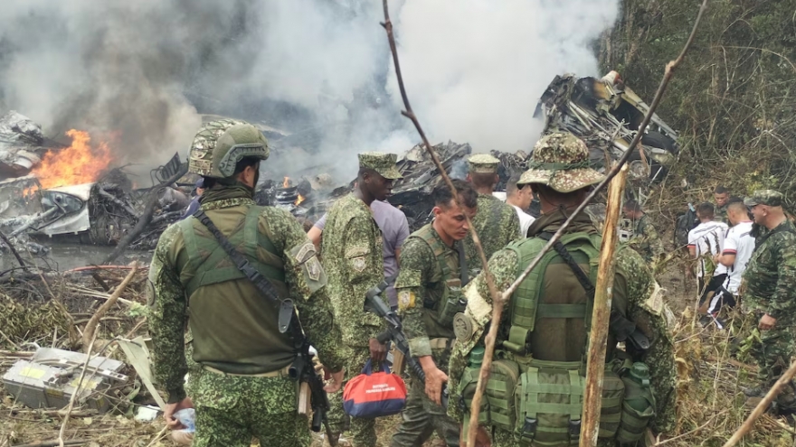 Vụ rơi máy bay quân sự tại Colombia: Ít nhất 34 người thiệt mạng