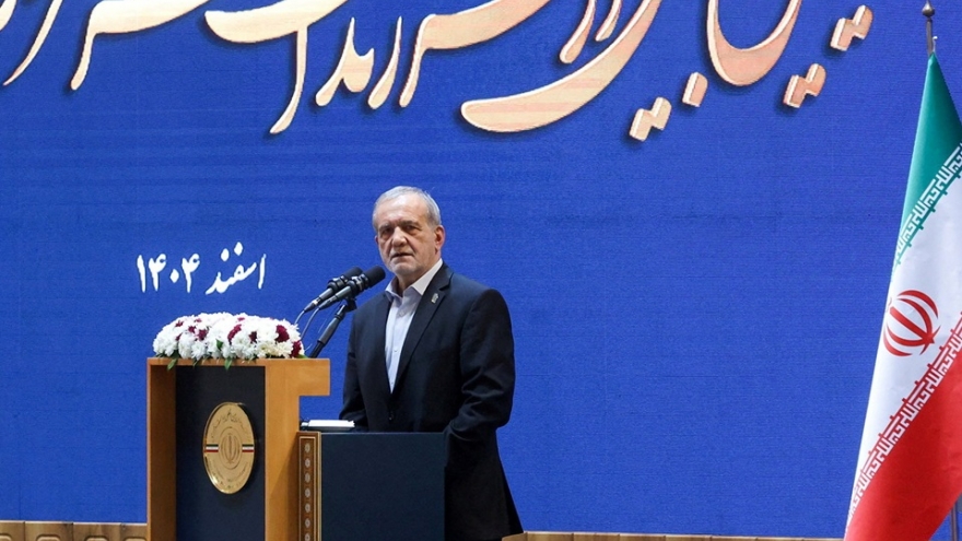 Tổng thống Iran mong muốn chấm dứt hoàn toàn chiến tranh