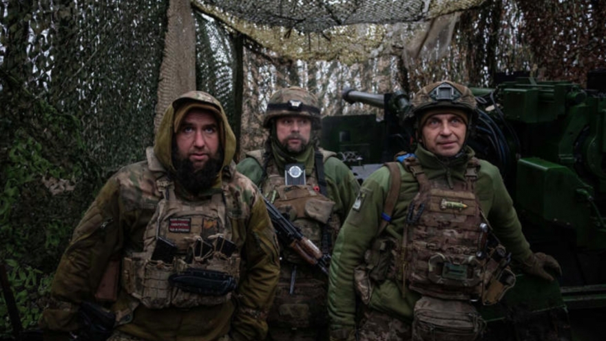 Chiến tuyến rạn nứt, vùng xám lan rộng: Ukraine và Nga giằng co nghẹt thở