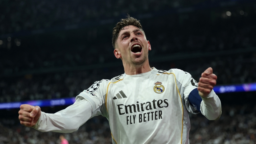 Valverde được chấm 10 điểm sau màn siêu trình diễn trước Man City