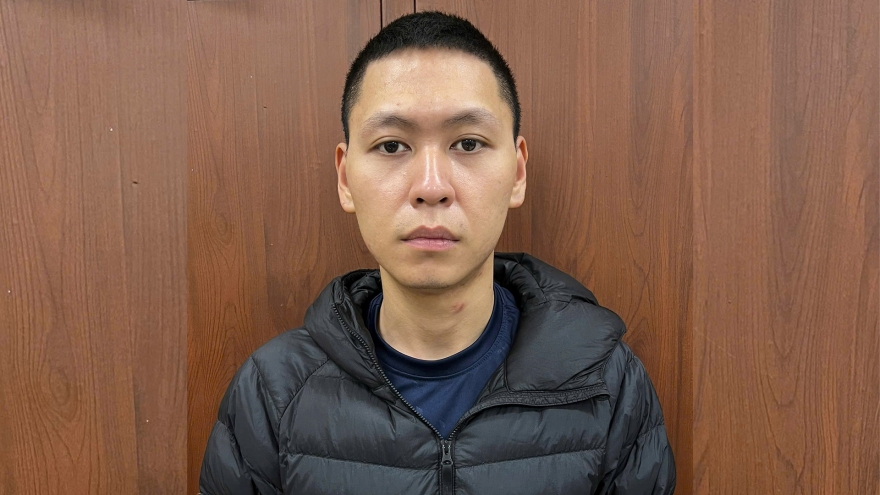 Vận động thành công đối tượng truy nã cho vay lãi nặng ra đầu thú tại Hà Nội