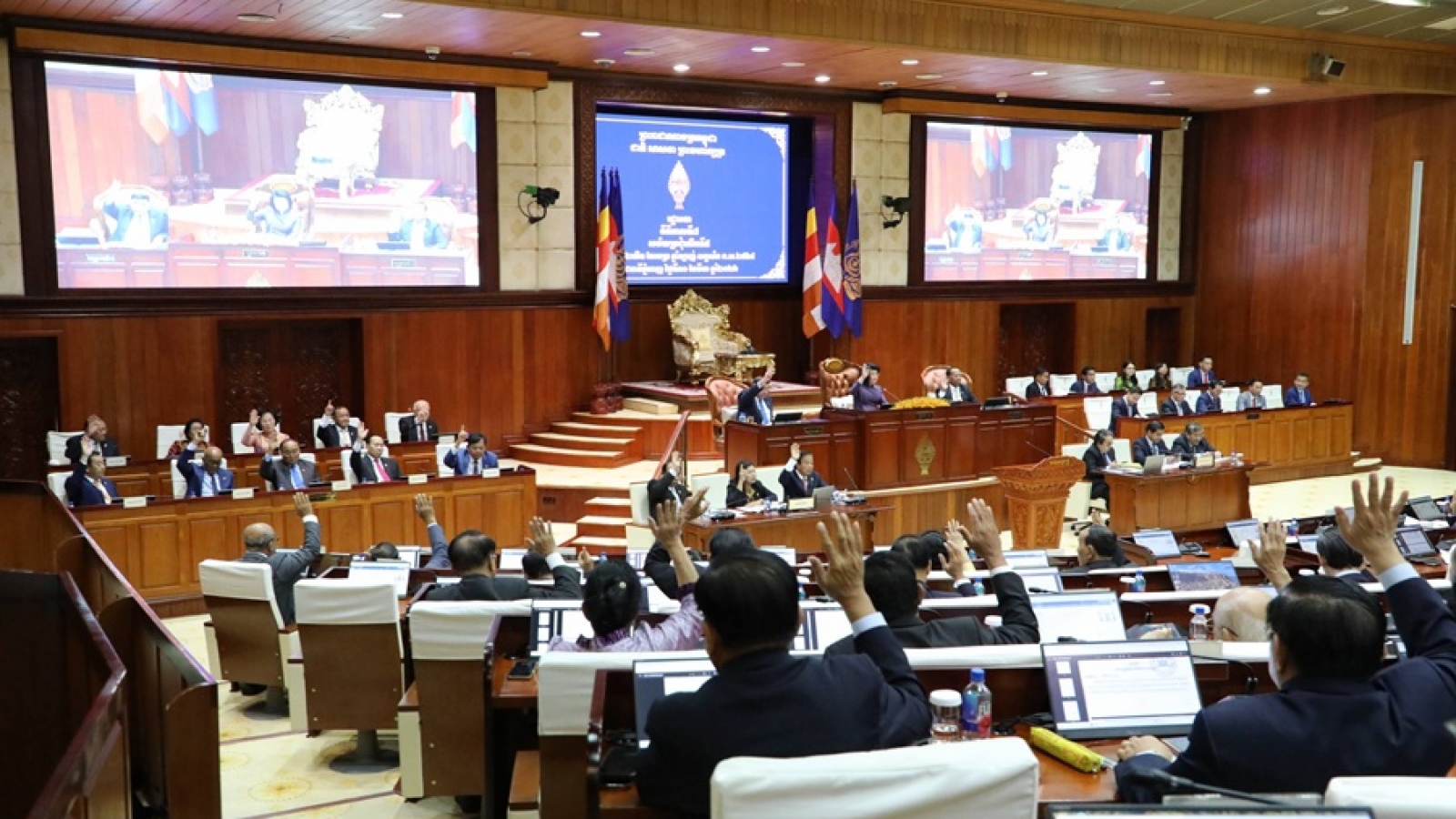 Campuchia thông qua Luật chống tội phạm mạng: Tuyên chiến với lừa đảo trực tuyến