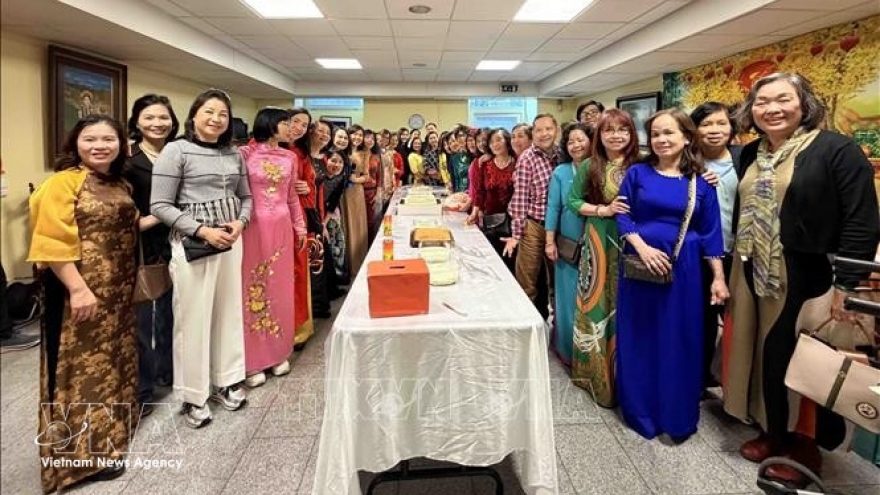 Vietnamese women in Belgium welcome spring at embassy