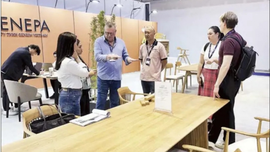 Vietnam’s wood industry strives to enhance export value