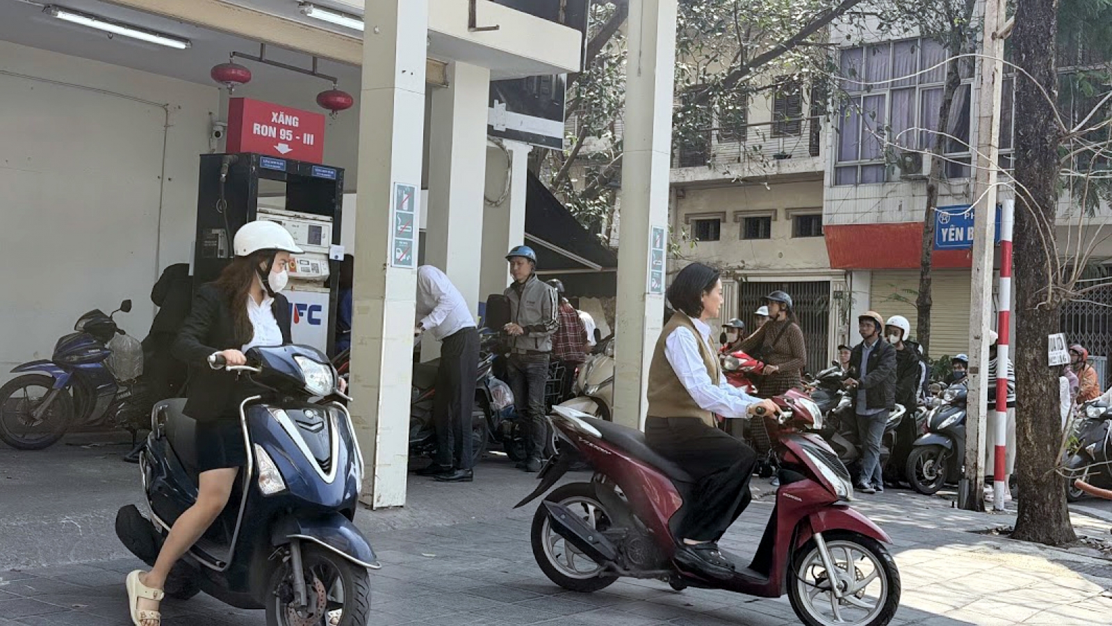 Giá xăng dầu hôm nay 3/9: Các mặt hàng xăng đều tăng giá từ 15h chiều nay 3/9