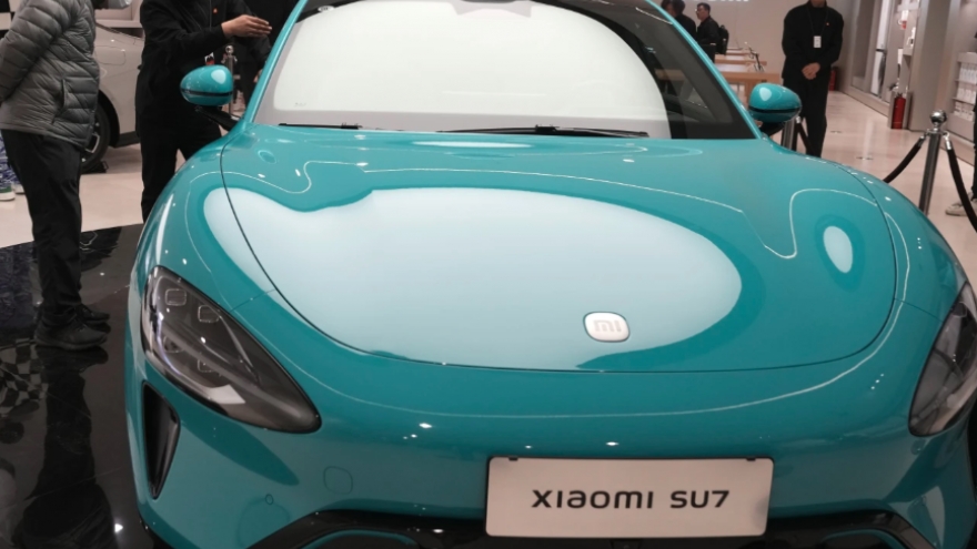 Mạng lưới trạm sạc xe điện lớn nhất thế giới: Cú hích giao thông xanh ở Trung Quốc