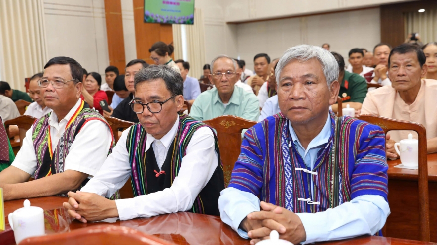 Cử tri ở vùng biên Đồng Nai mong chọn được người đủ đức, đủ tài để lo cho dân