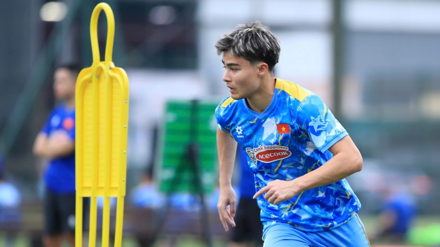 Việt kiều Antonio Moric ấn tượng với Đình Bắc và Cao Văn Bình