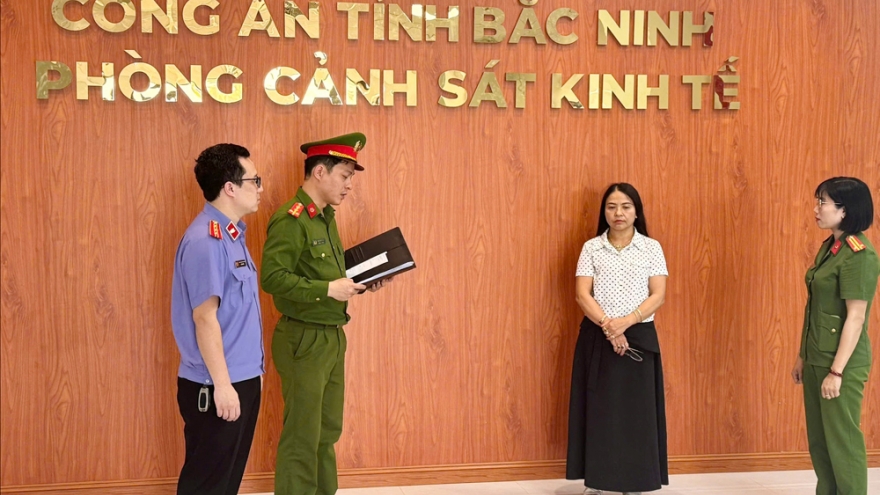 Khởi tố kế toán trung tâm giáo dục nghề nghiệp ở Bắc Ninh