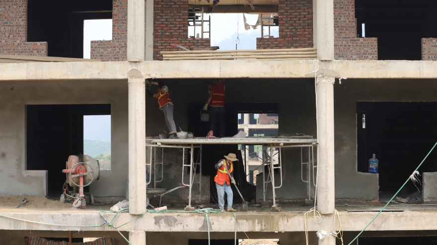 Khí thế 100 ngày thi đua về đích xây dựng trường liên cấp vùng biên giới Sơn La