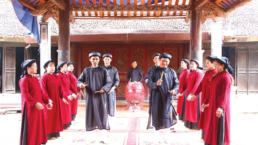 Về Hùng Lô nghe lời hát Xoan “níu chân” du khách