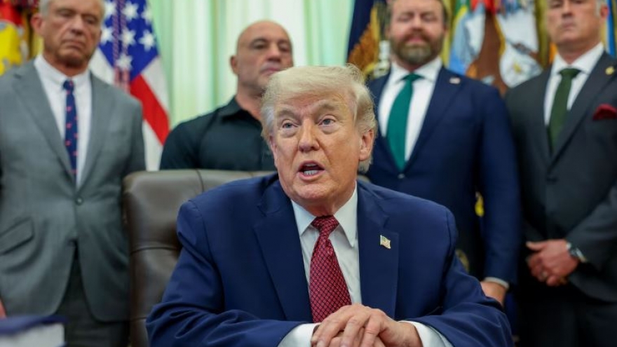 Ông Trump đặt “hạn chót” buộc Iran đưa đề xuất, gây sức ép trước giờ G