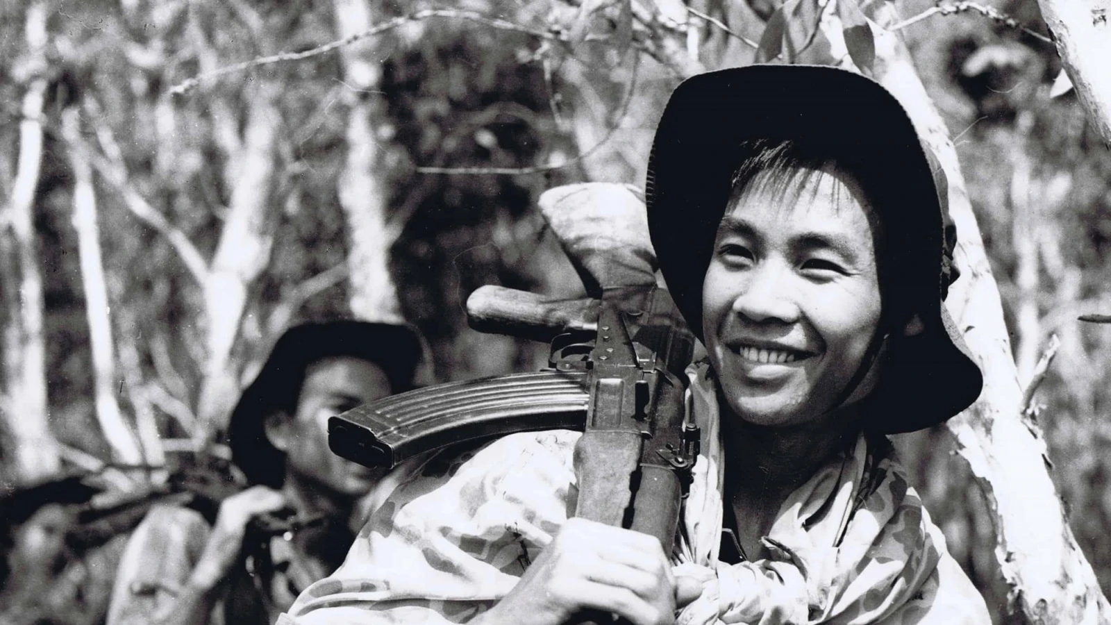 Chào anh giải phóng quân, chào mùa xuân đại thắng