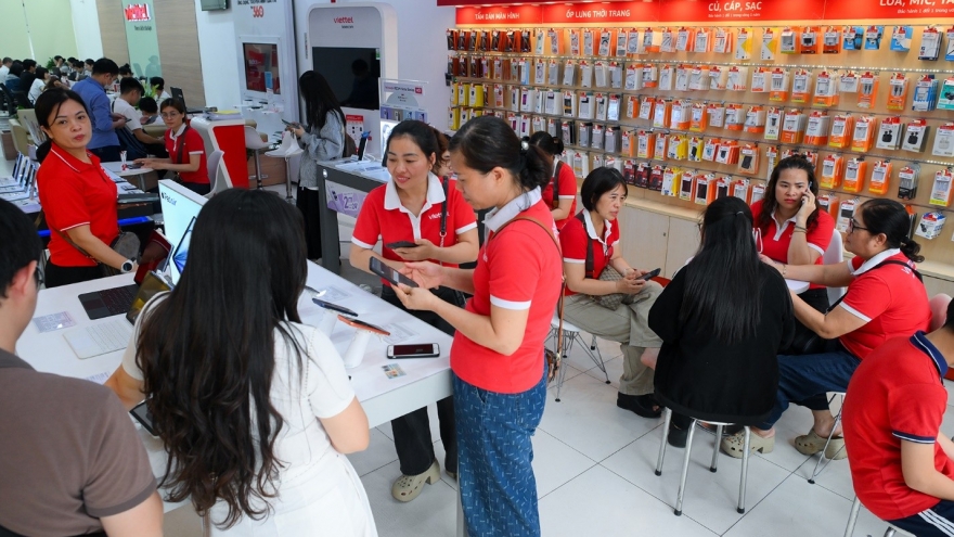 Gần 50.000 điểm hỗ trợ khách hàng Viettel xác thực thông tin thuê bao