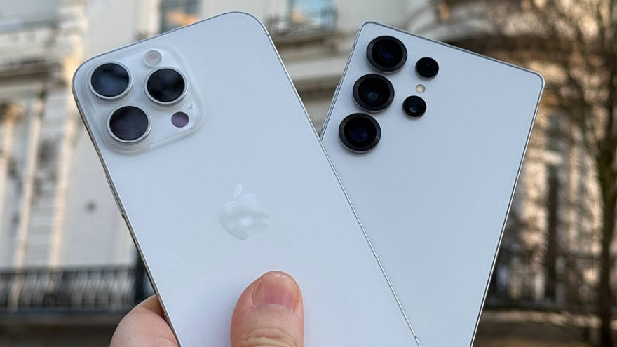 Người dùng iPhone trung thành đến mức khó tin