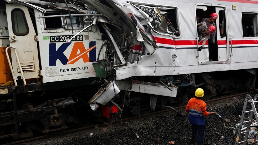 Tổng Bí thư, Chủ tịch nước gửi điện chia buồn vụ tai nạn đường sắt ở Indonesia