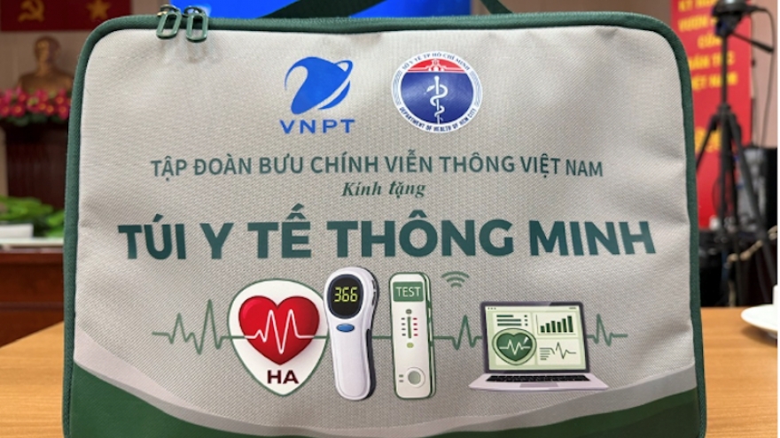 “Túi y tế thông minh” – khi công nghệ chạm đến từng gia đình