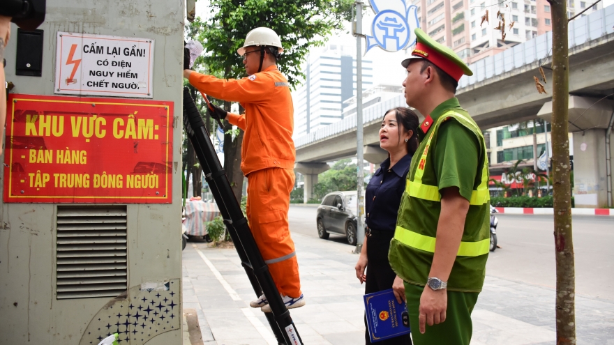 Không chỉ bóc xóa, cần bắt đầu từ ý thức người dân