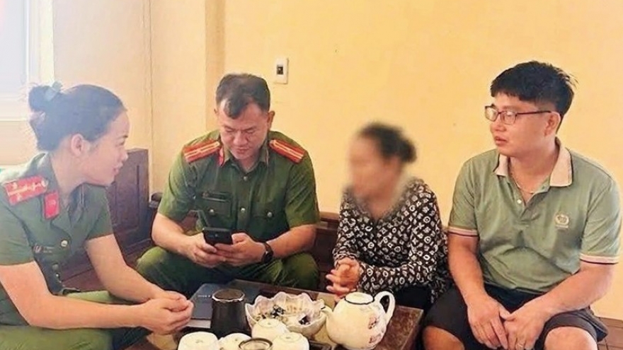 Suýt mất 5.000 USD vì làm quen qua mạng