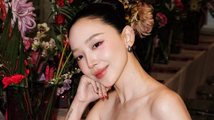 Sao Việt 9/4: Phản ứng của Tóc Tiên khi bị đồn có bạn trai mới