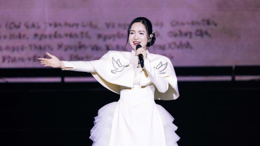 Yêu cầu chấm dứt việc lạm dụng “hát nhép” trên sân khấu