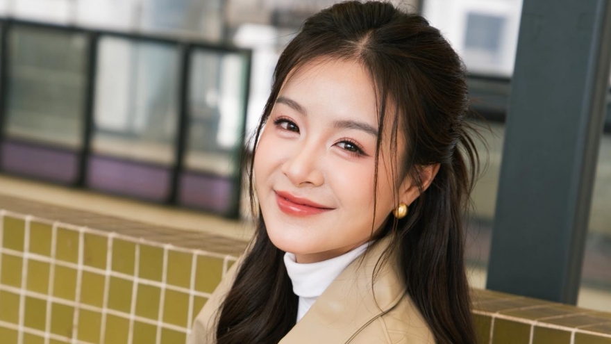 Nhan sắc 4 cô gái đóng phim về hoa hậu "Lời hứa đầu tiên"