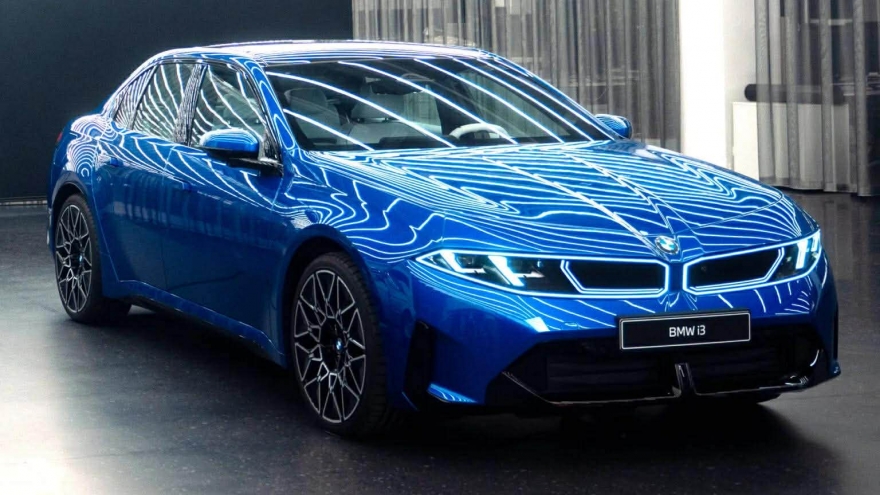 BYD gây sốc với công nghệ sạc 5 phút, BMW tỏ ra hoài nghi về tính thực tế