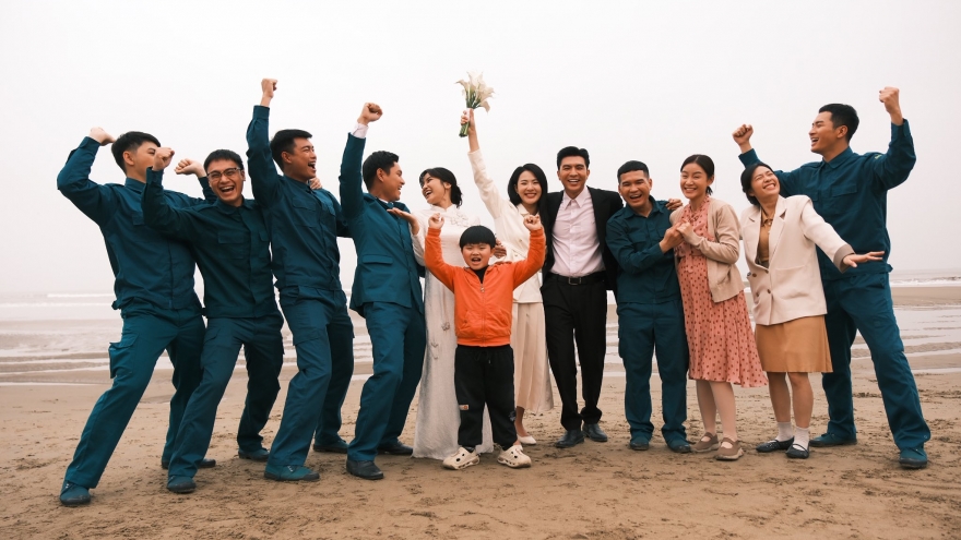 "Không giới hạn" kết thúc viên mãn: Linh và Lợi làm đám cưới, Kiên cầu hôn Lam Anh