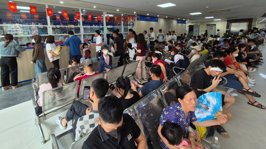 Gia tăng bệnh mẩn ngứa khắp người, nấm da chân do nắng nóng đầu mùa