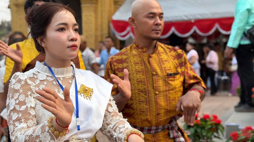 Rực rỡ sắc màu Chôl Chnăm Thmây tại xã đông người Khmer ở Đồng Nai